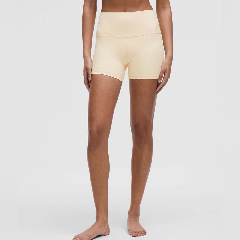 Lululemon align shorts in buttercream size 4
